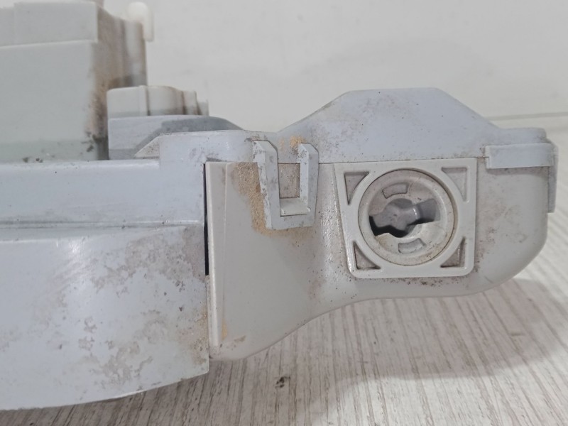 Recambio de cerradura puerta delantera izquierda para fiat bravo ii (198_) 1.9 d multijet (198axd1a) referencia OEM IAM   