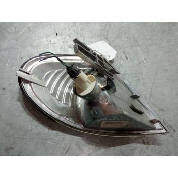 INTERMITENTE DELANTERO IZQUIERDO 26135BM415 