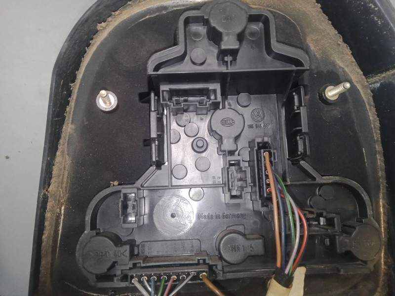 Recambio de piloto trasero izquierdo para volkswagen golf iii (1h1) 2.0 referencia OEM IAM 1H694511B  