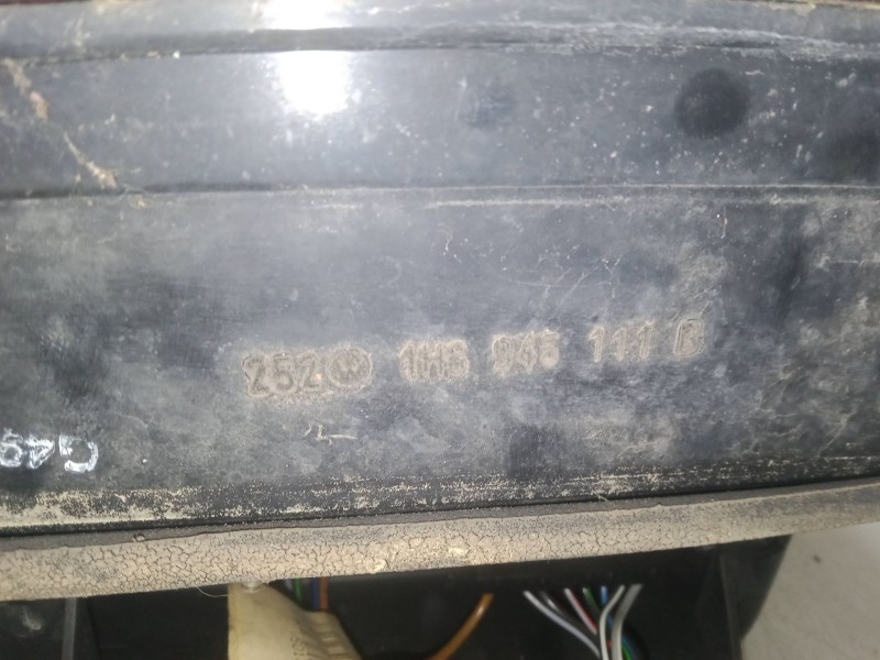 Recambio de piloto trasero izquierdo para volkswagen golf iii (1h1) 2.0 referencia OEM IAM 1H694511B  