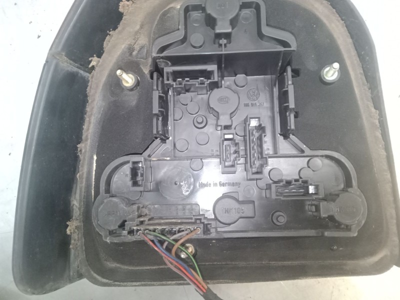 Recambio de piloto trasero derecho para volkswagen golf iii (1h1) 2.0 referencia OEM IAM 1H6945112B  