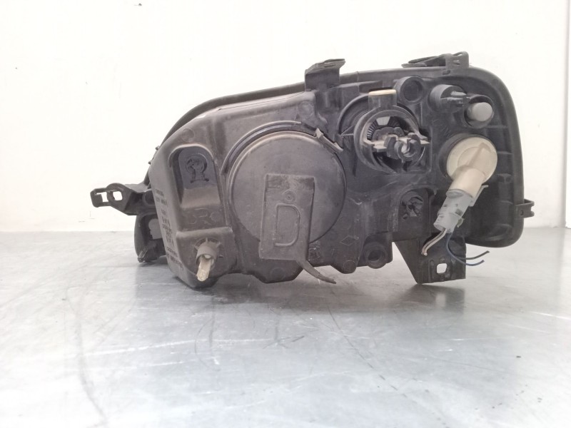 Recambio de faro derecho para dacia logan (ls_) 1.6 16v (ls09, ls0l, ls0m, ls0p, ls0v, ls18, ls1s, ls1v,... referencia OEM IAM 8