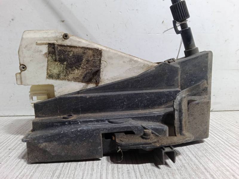 CERRADURA PUERTA TRASERA IZQUIERDA 