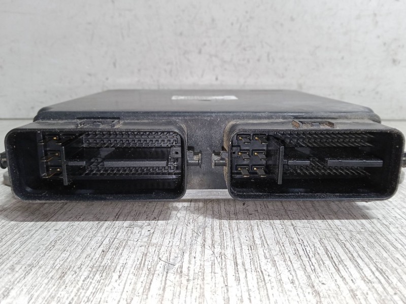 Recambio de centralita motor uce para mitsubishi colt vi (z3_a, z2_a) 1.3 (z21a) referencia OEM IAM 1860135900  