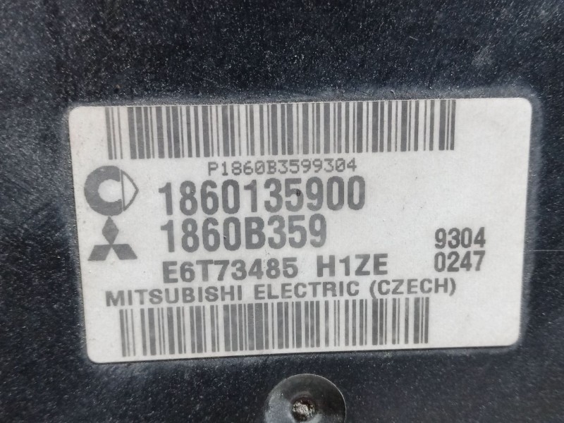 Recambio de centralita motor uce para mitsubishi colt vi (z3_a, z2_a) 1.3 (z21a) referencia OEM IAM 1860135900  