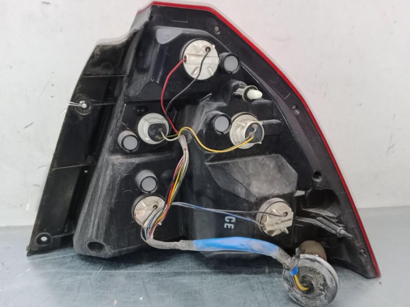 Recambio de piloto trasero izquierdo para chevrolet aveo / kalos sedán (t250, t255) 1.4 referencia OEM IAM   