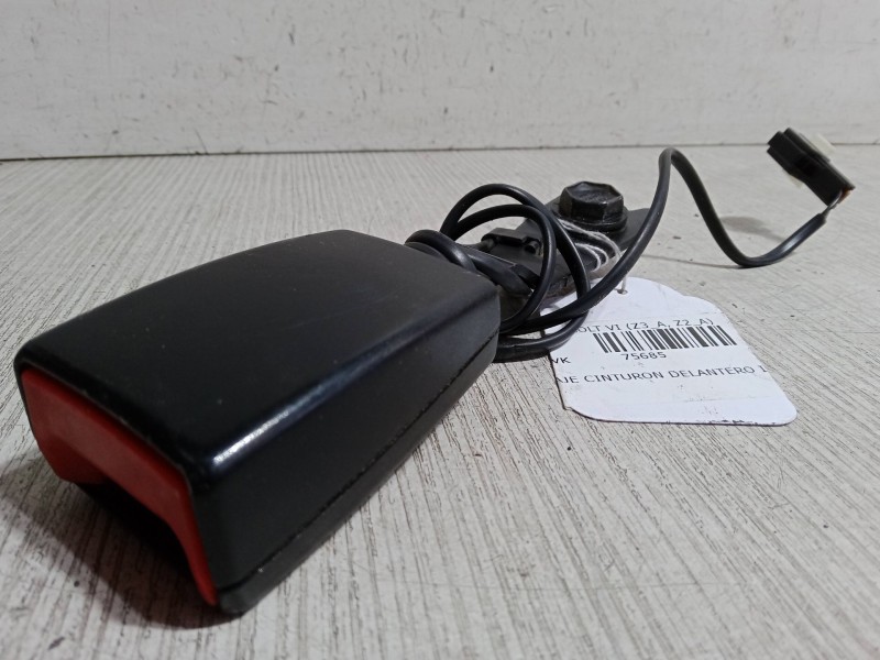 Recambio de anclaje cinturon delantero izquierdo para mitsubishi colt vi (z3_a, z2_a) 1.3 (z21a) referencia OEM IAM   