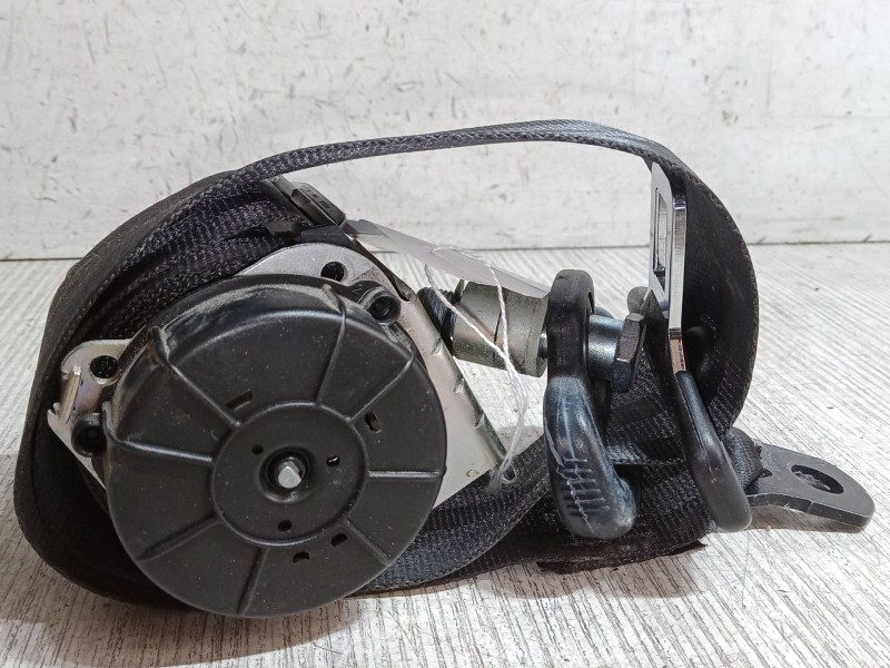 Recambio de cinturon seguridad trasero izquierdo para mitsubishi colt vi (z3_a, z2_a) 1.3 (z21a) referencia OEM IAM 7000A591  