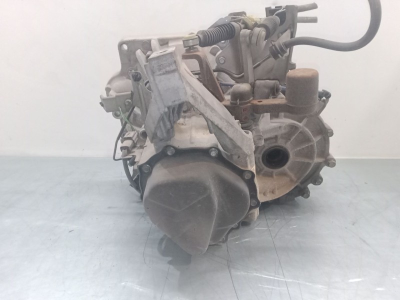 Recambio de caja de cambios manual 5 velocidades para mazda 3 (bk) 1.6 (bk14) referencia OEM IAM fc120  7th0609606