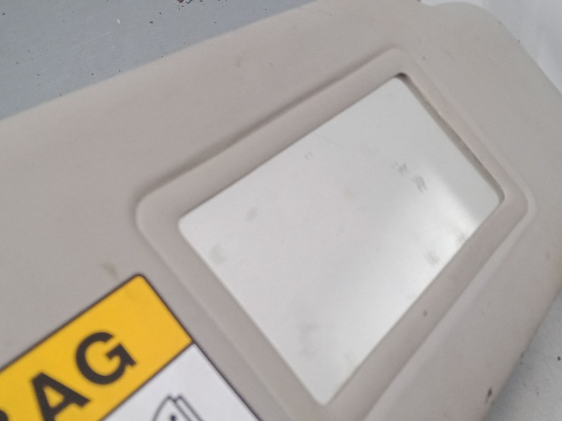 Recambio de parasol derecho para renault twingo ii (cn0_) 1.5 dci 75 referencia OEM IAM   