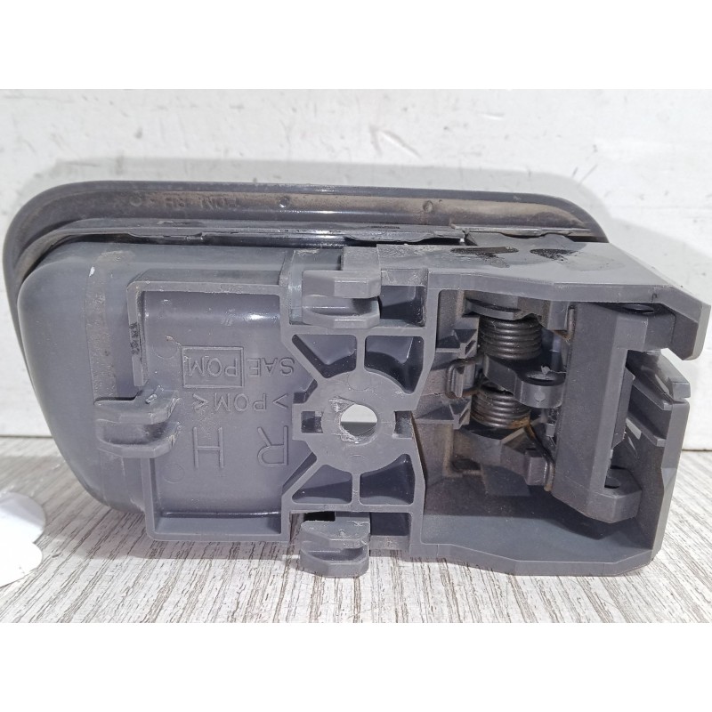 Recambio de maneta interior puerta trasera derecha para nissan pick up (d22) 2.5 d referencia OEM IAM   