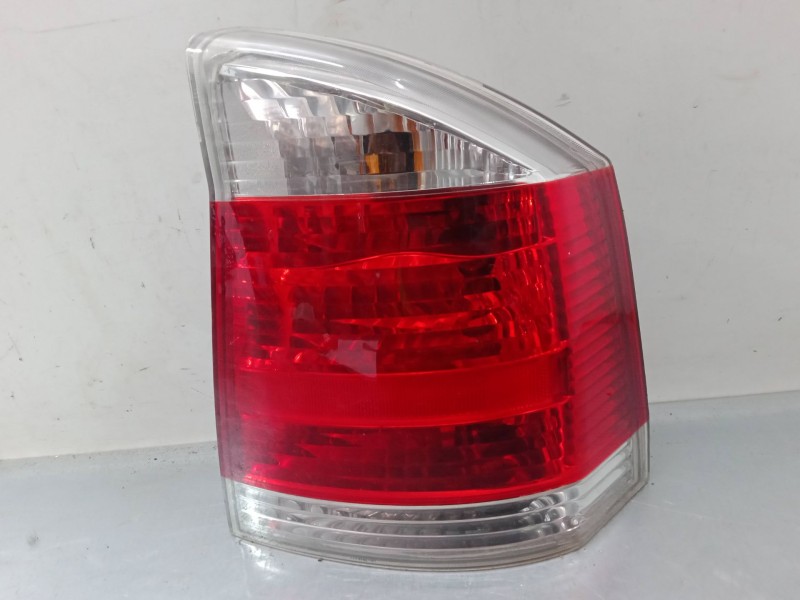 Recambio de piloto trasero derecho para opel vectra c gts (z02) 1.9 cdti (f68) referencia OEM IAM   