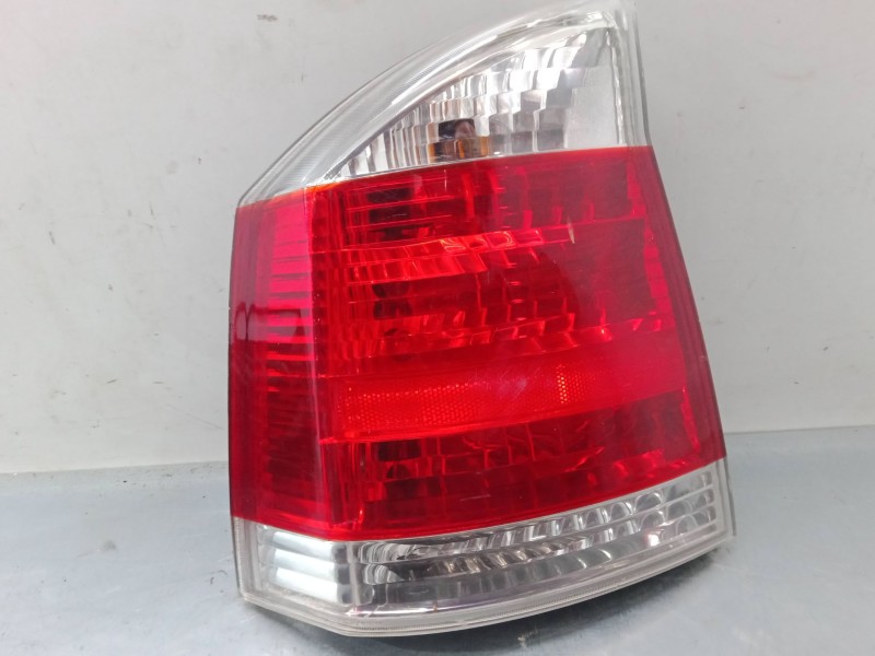 Recambio de piloto trasero izquierdo para opel vectra c gts (z02) 1.9 cdti (f68) referencia OEM IAM   