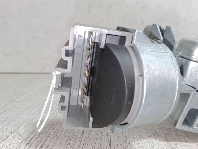 Recambio de clausor para ford galaxy ii (wa6) 2.2 tdci referencia OEM IAM 3M513F880AD  