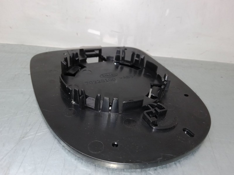 Recambio de cristal retrovisor izquierdo para renault twingo ii (cn0_) 1.5 dci 75 referencia OEM IAM   