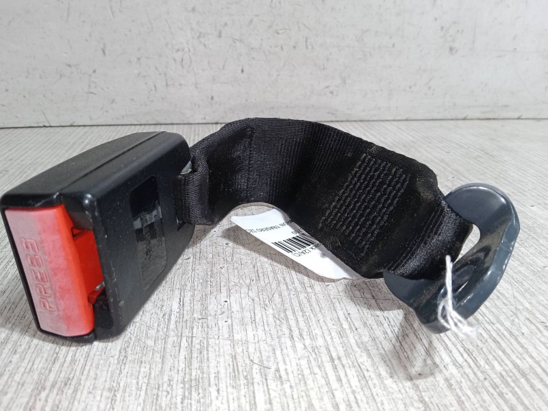 Recambio de anclaje cinturon trasero izquierdo para peugeot 206 hatchback (2a/c) 1.4 i referencia OEM IAM   