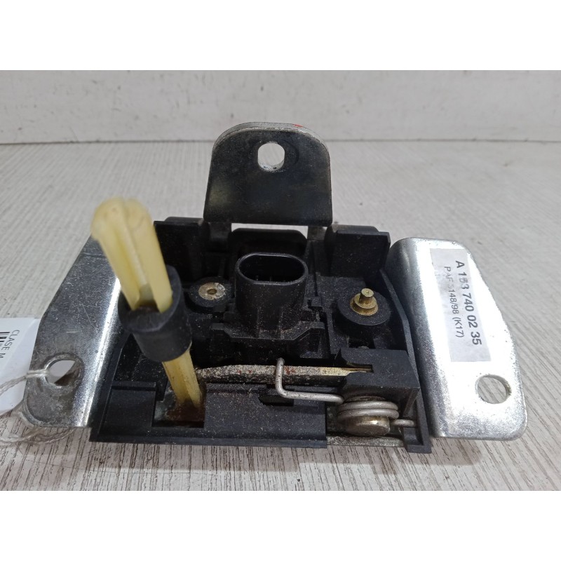 Recambio de cerradura maletero / porton para mercedes-benz clase m (w163) ml 430 (163.172) referencia OEM IAM A1637400235  