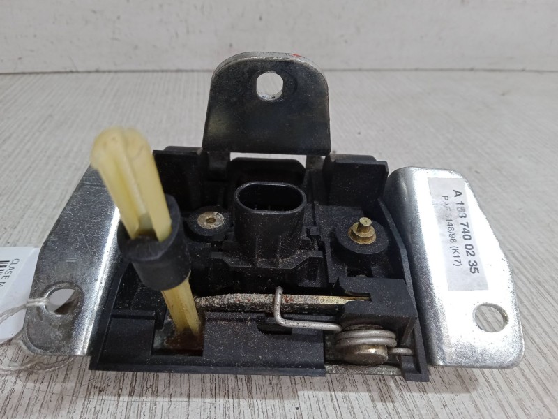 Recambio de cerradura maletero / porton para mercedes-benz clase m (w163) ml 430 (163.172) referencia OEM IAM A1637400235  