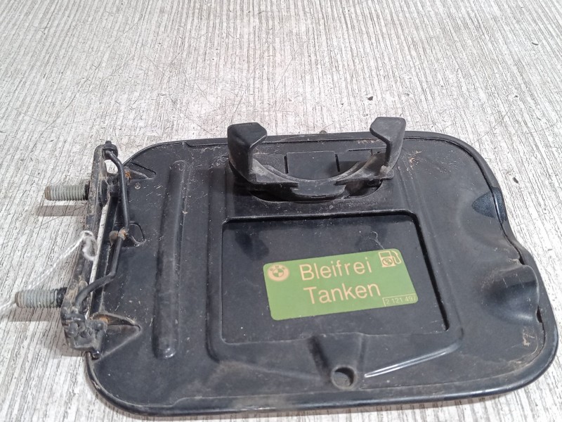 Recambio de tapa exterior combustible para bmw 3 (e30) 318 i referencia OEM IAM   