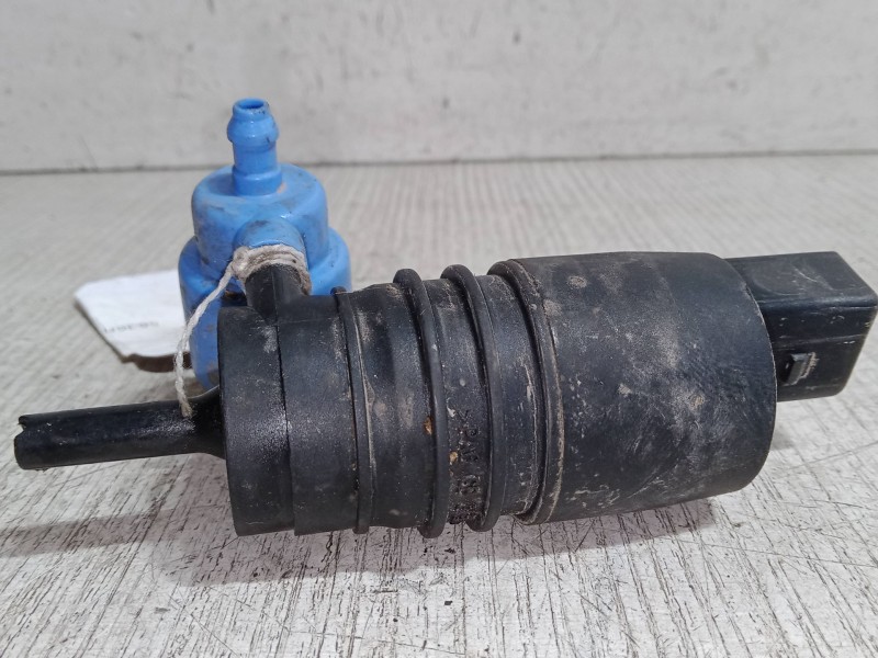 Recambio de bomba limpiaparabrisas para mitsubishi colt vi (z3_a, z2_a) 1.3 (z21a) referencia OEM IAM   