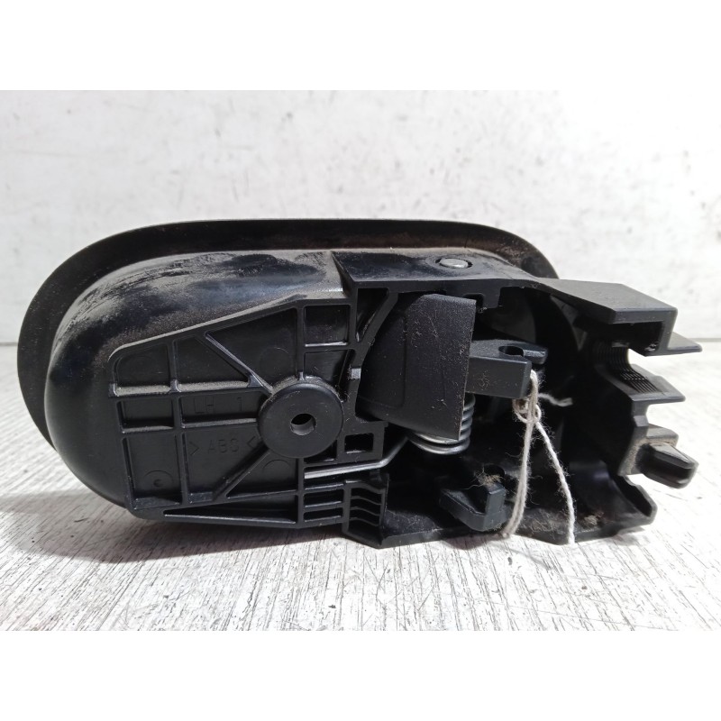 Recambio de maneta interior puerta trasera izquierda para mitsubishi colt vi (z3_a, z2_a) 1.3 (z21a) referencia OEM IAM   