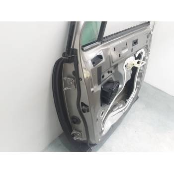 PUERTA DELANTERA DERECHA 