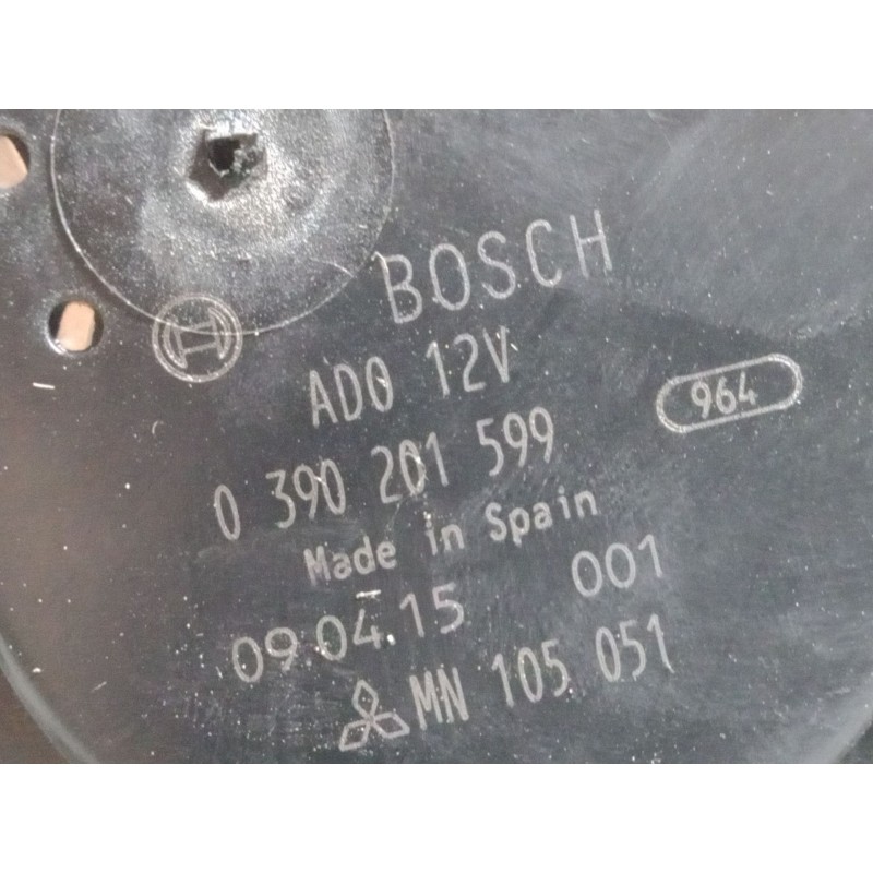 Recambio de motor limpia trasero para mitsubishi colt vi (z3_a, z2_a) 1.3 (z21a) referencia OEM IAM 0390201599  