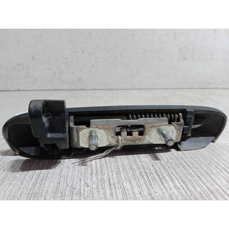 Recambio de maneta exterior puerta trasera izquierda para mitsubishi colt vi (z3_a, z2_a) 1.3 (z21a) referencia OEM IAM   