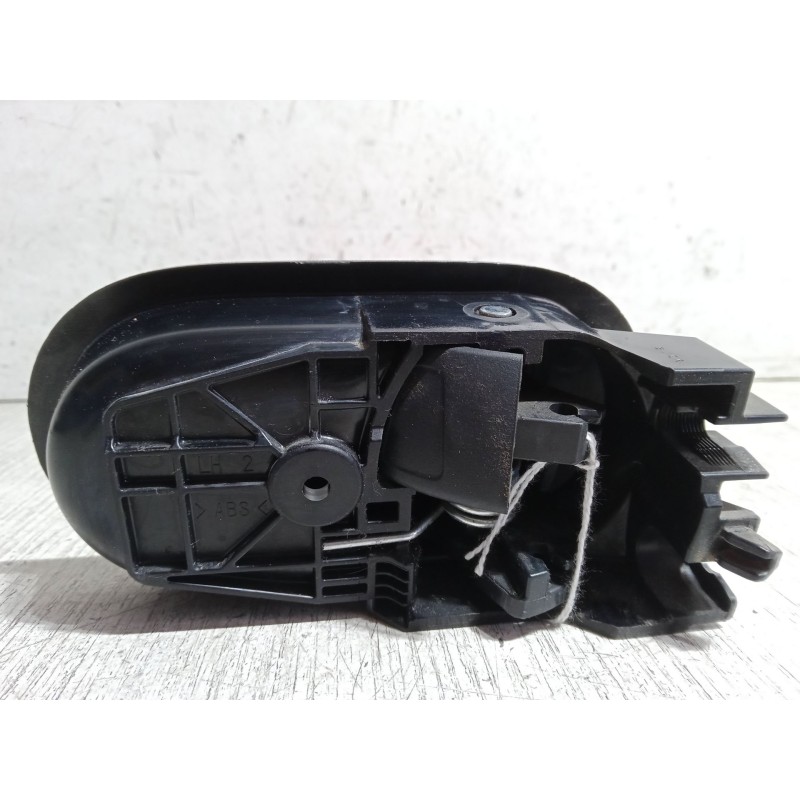 Recambio de maneta interior puerta delantera derecha para mitsubishi colt vi (z3_a, z2_a) 1.3 (z21a) referencia OEM IAM   