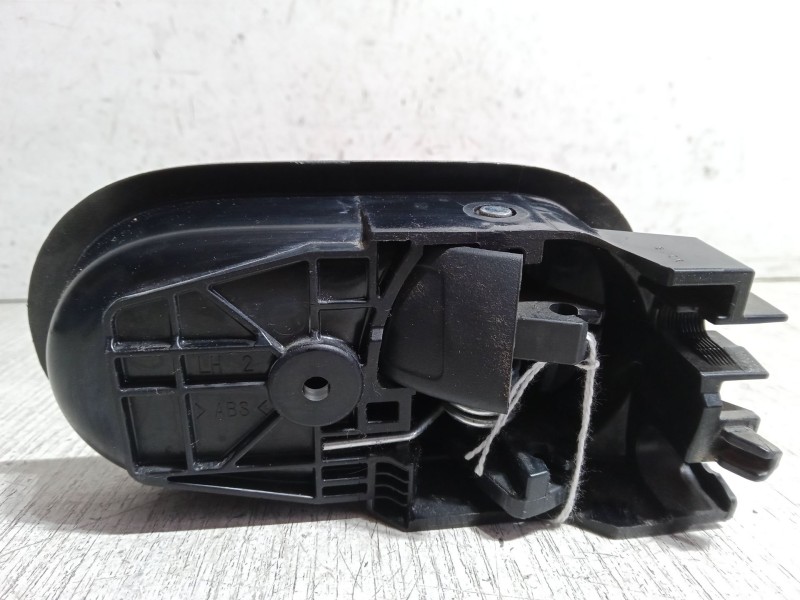 Recambio de maneta interior puerta delantera derecha para mitsubishi colt vi (z3_a, z2_a) 1.3 (z21a) referencia OEM IAM   