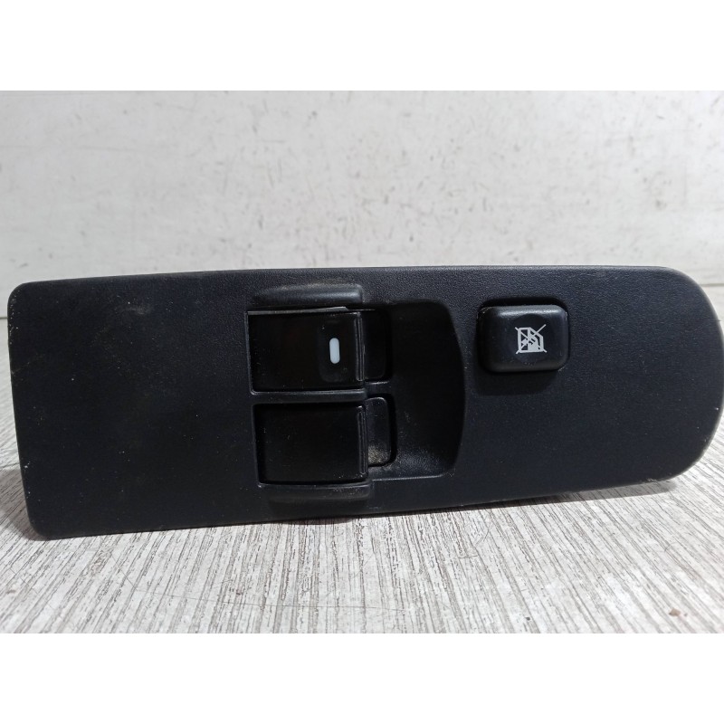Recambio de mando elevalunas delantero izquierdo para mitsubishi colt vi (z3_a, z2_a) 1.3 (z21a) referencia OEM IAM 8608A179  