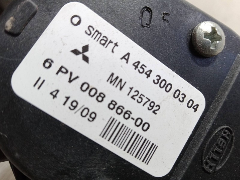 Recambio de pedal acelerador para mitsubishi colt vi (z3_a, z2_a) 1.3 (z21a) referencia OEM IAM A4543000304  6PV00886600