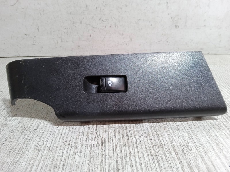 Recambio de mando elevalunas delantero derecho para chevrolet aveo / kalos sedán (t250, t255) 1.4 referencia OEM IAM 202005661  
