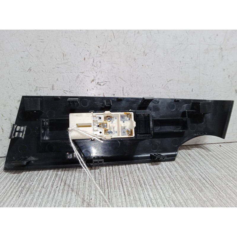 Recambio de mando elevalunas delantero derecho para chevrolet aveo / kalos sedán (t250, t255) 1.4 referencia OEM IAM 202005661  