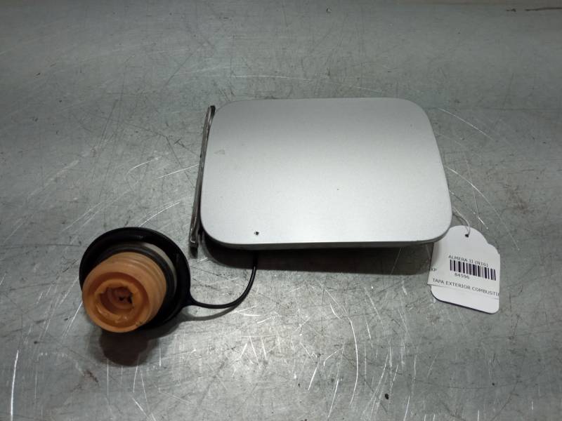 TAPA EXTERIOR COMBUSTIBLE 
