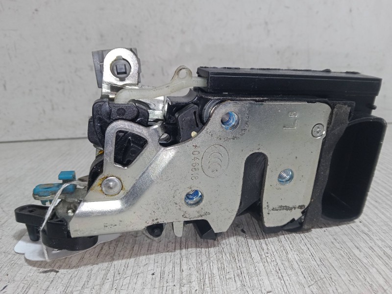 Recambio de cerradura puerta trasera izquierda para chevrolet aveo / kalos sedán (t250, t255) 1.4 referencia OEM IAM   