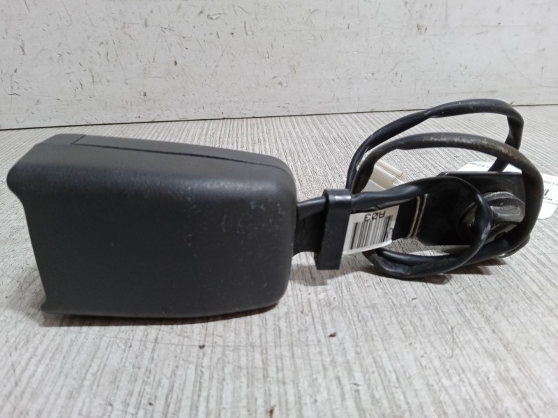 Recambio de anclaje cinturon delantero izquierdo para chevrolet aveo / kalos sedán (t250, t255) 1.4 referencia OEM IAM   