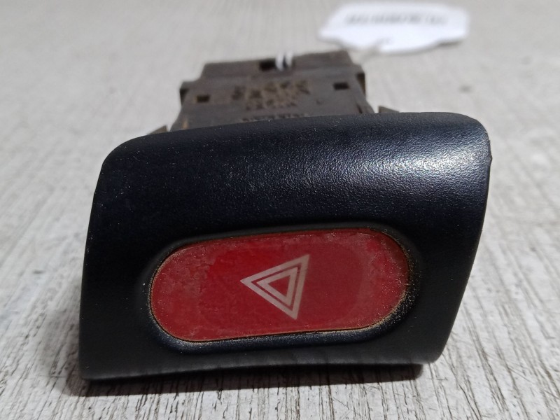 Recambio de warning para nissan vanette cargo furgoneta (hc 23) 2.3 d referencia OEM IAM   