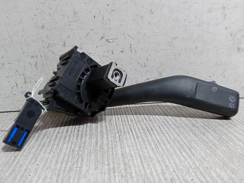 Recambio de mando limpiaparabrisas para audi a3 (8p1) 2.0 tdi 16v referencia OEM IAM 1KO953519  