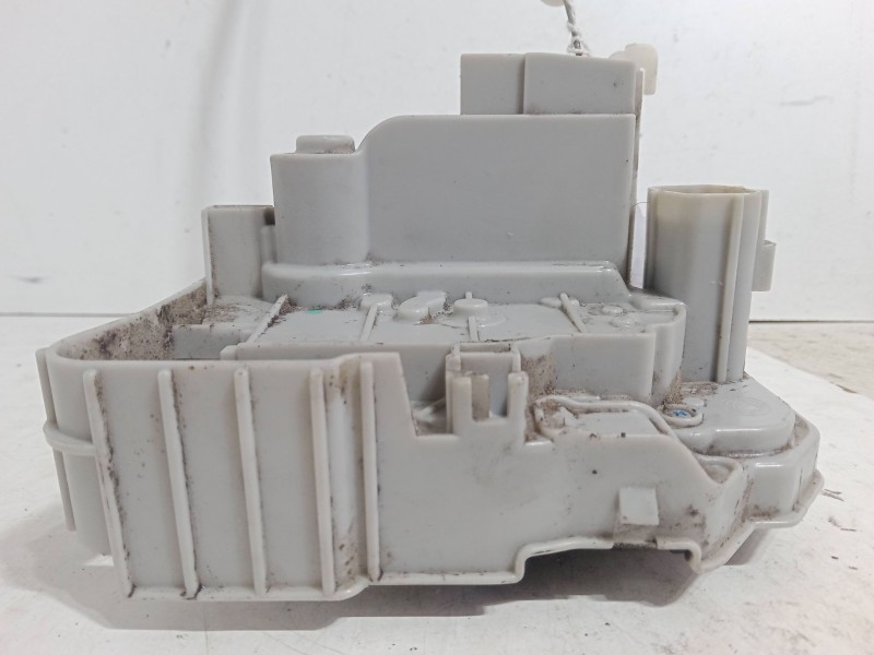 Recambio de cerradura puerta trasera izquierda para fiat bravo ii (198_) 1.9 d multijet (198axd1a) referencia OEM IAM   