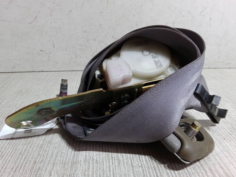 Recambio de cinturon seguridad delantero derecho para nissan micra ii (k11) 1.0 i 16v referencia OEM IAM 16757010  