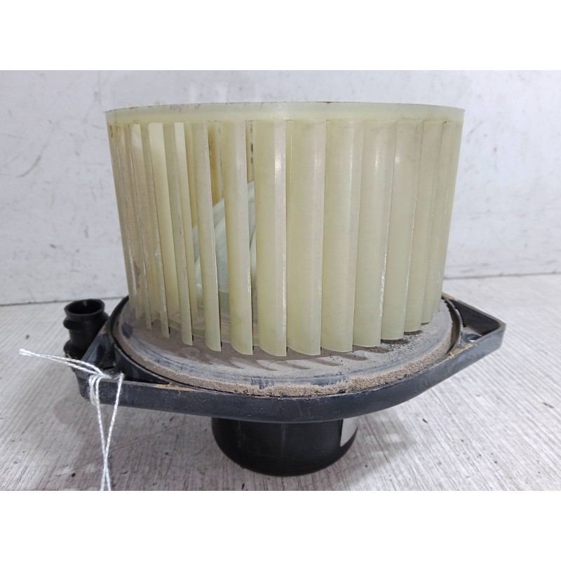 Recambio de motor calefaccion para nissan micra ii (k11) 1.0 i 16v referencia OEM IAM 0130063083  7060130350
