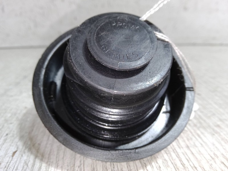 Recambio de tapon combustible para opel vectra c gts (z02) 1.9 cdti (f68) referencia OEM IAM   