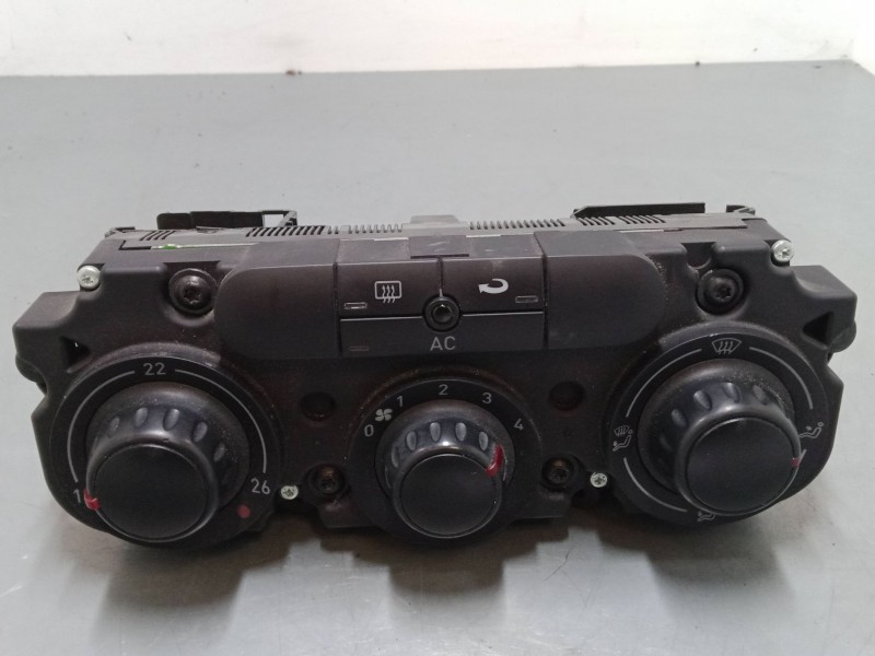 Recambio de mando climatizador para seat leon (1p1) 1.6 referencia OEM IAM   