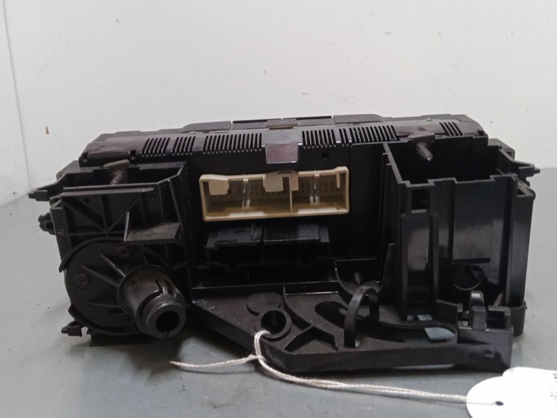 Recambio de mando climatizador para seat leon (1p1) 1.6 referencia OEM IAM   