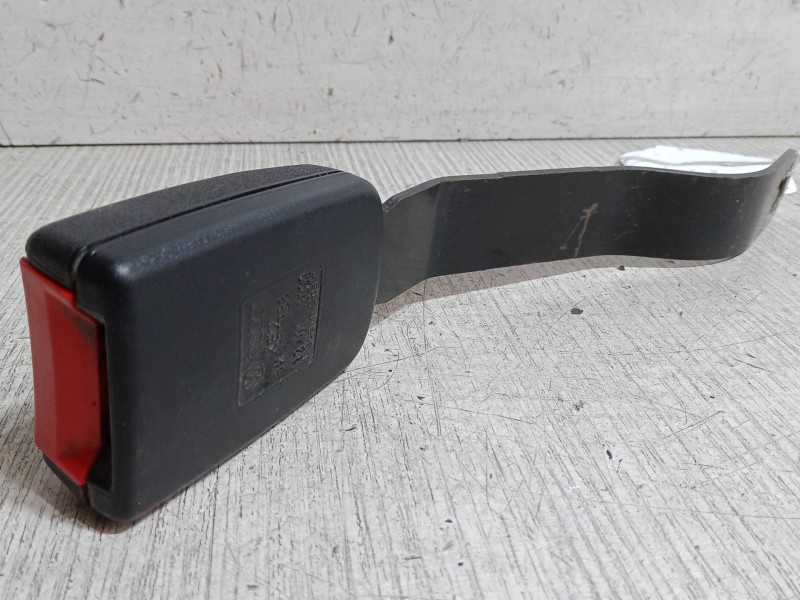 Recambio de anclaje cinturon delantero derecho para seat inca (6k9) 1.9 sdi referencia OEM IAM 6K9857755  