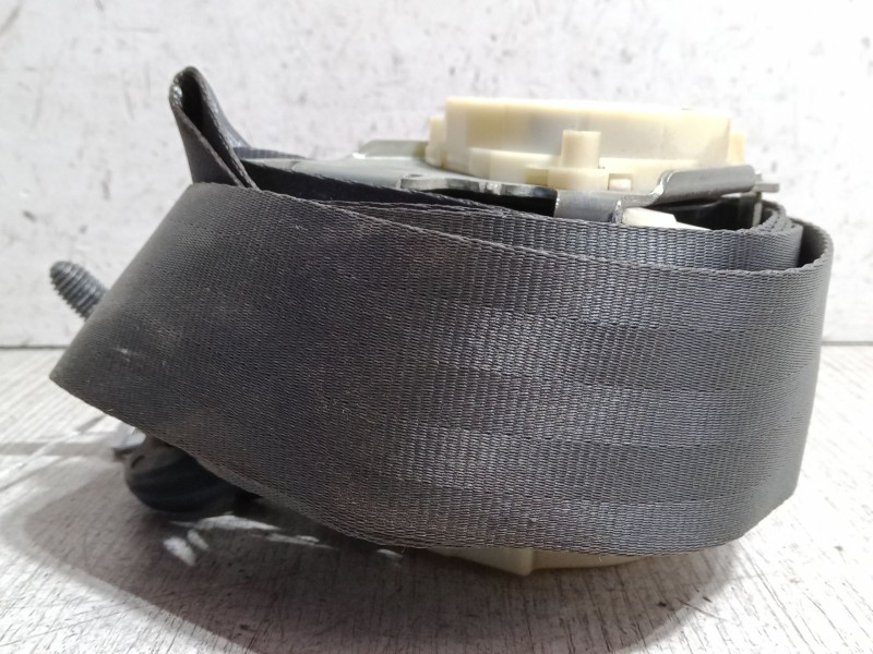 Recambio de cinturon seguridad trasero central para renault clio iii (br0/1, cr0/1) 1.5 dci referencia OEM IAM 0404061  