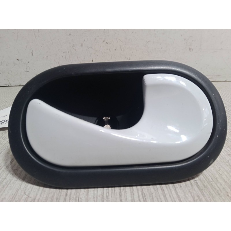 Recambio de maneta interior puerta delantera derecha para renault clio iii (br0/1, cr0/1) 1.5 dci referencia OEM IAM 310580  