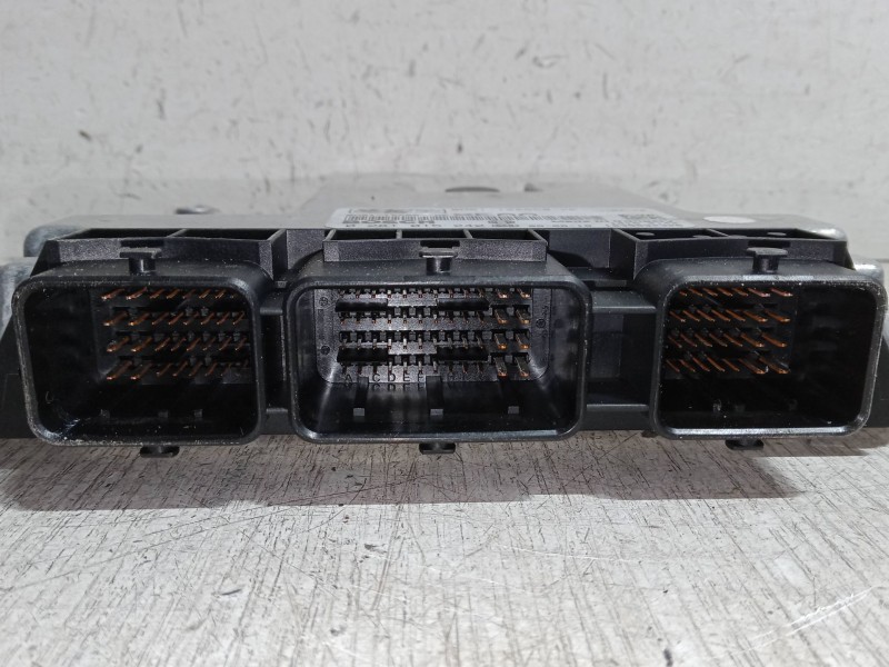 Recambio de centralita motor uce para ford focus ii (da_, hcp, dp) 1.6 tdci referencia OEM IAM 8M5112A650XE  0281015242