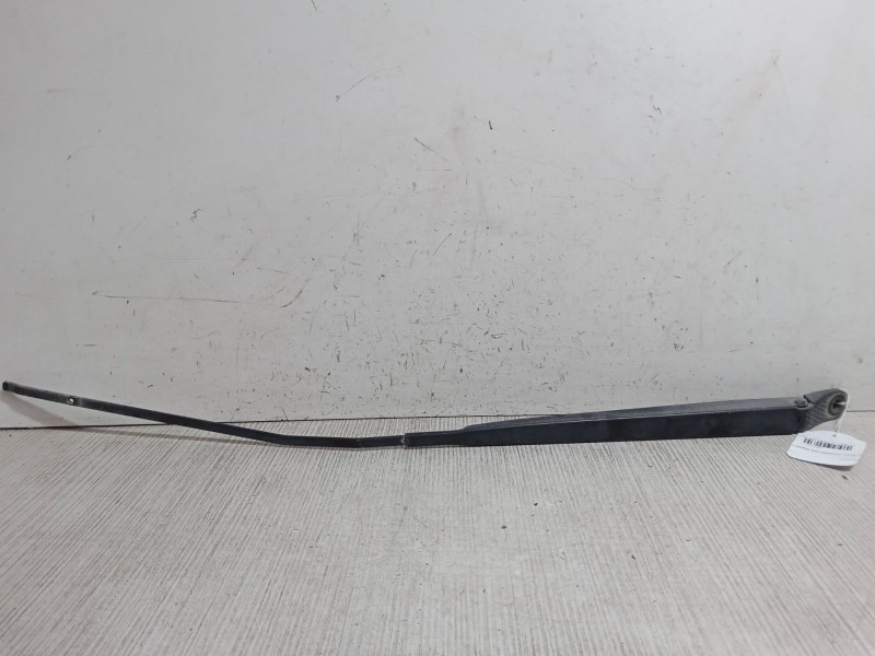 Recambio de brazo limpia delantero derecho para renault clio iii (br0/1, cr0/1) 1.5 dci referencia OEM IAM 8200268917  